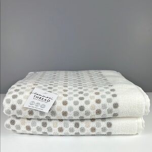Common Thread Bath Towel Set Cream Gray Tan Dot Striped 100% Cotton 2 pc NEW